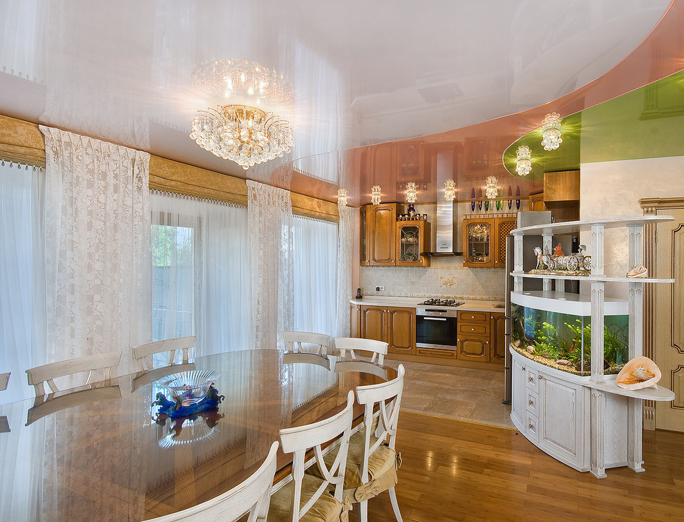 Интерьер коттеджа в ярких тонах