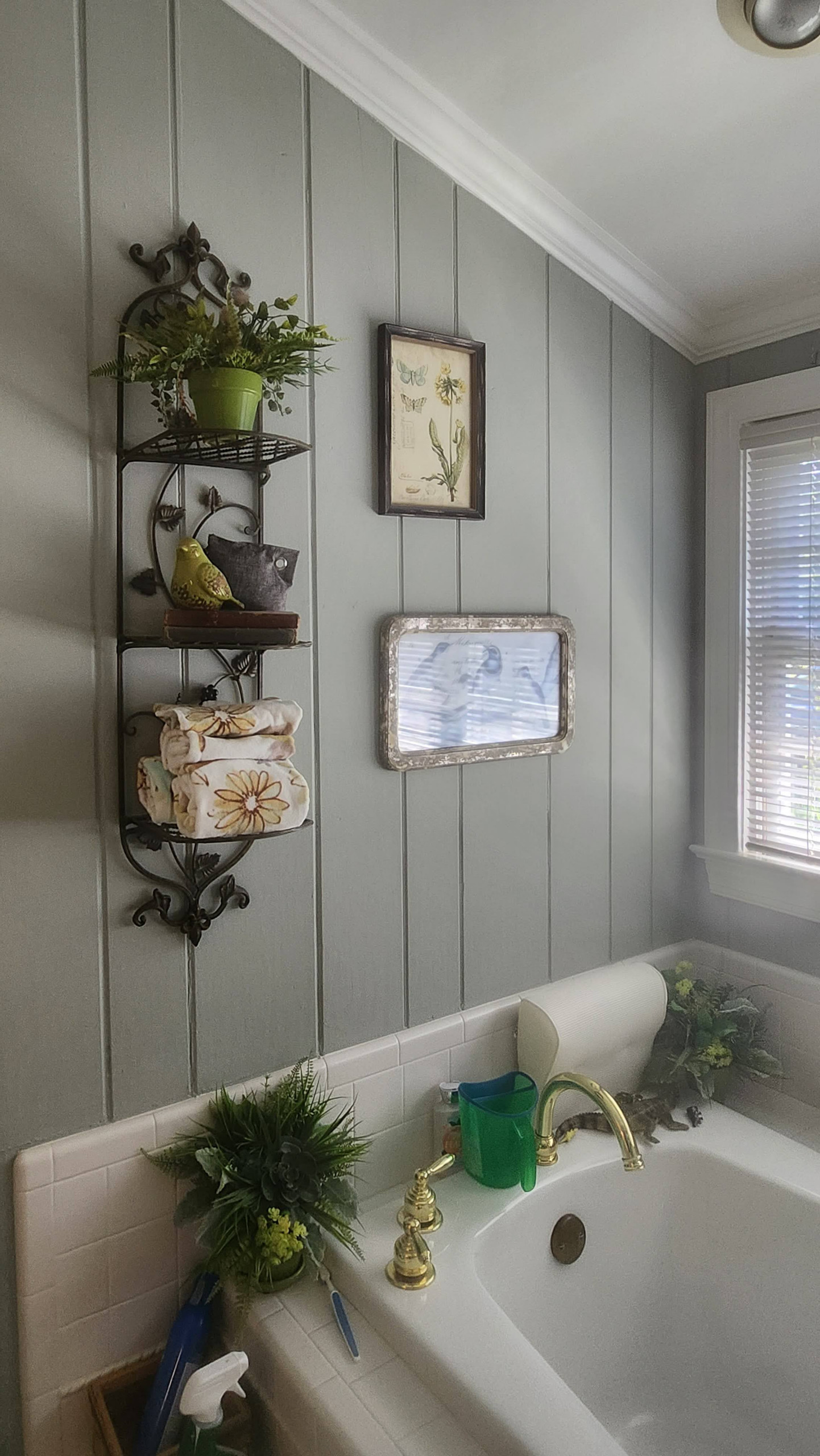 Lake Wheeler Kid's Bathroom