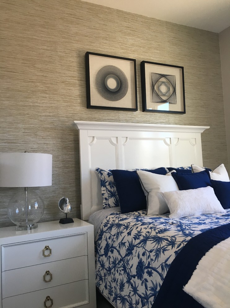 Home design - transitional home design idea in Orange County