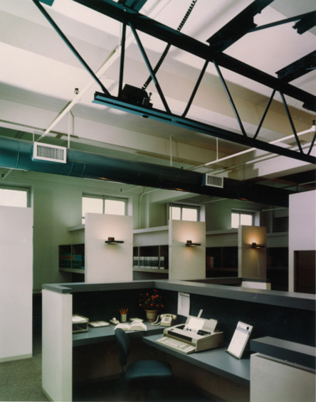 Home design - transitional home design idea