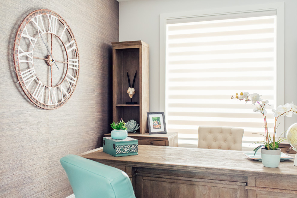 Inspiration for a transitional home design remodel in Toronto