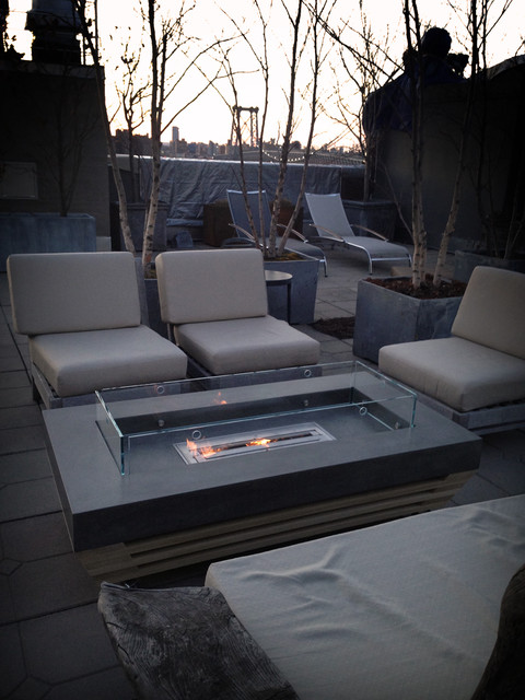 Brooklyn, NY Outdoor Concrete Fire Table