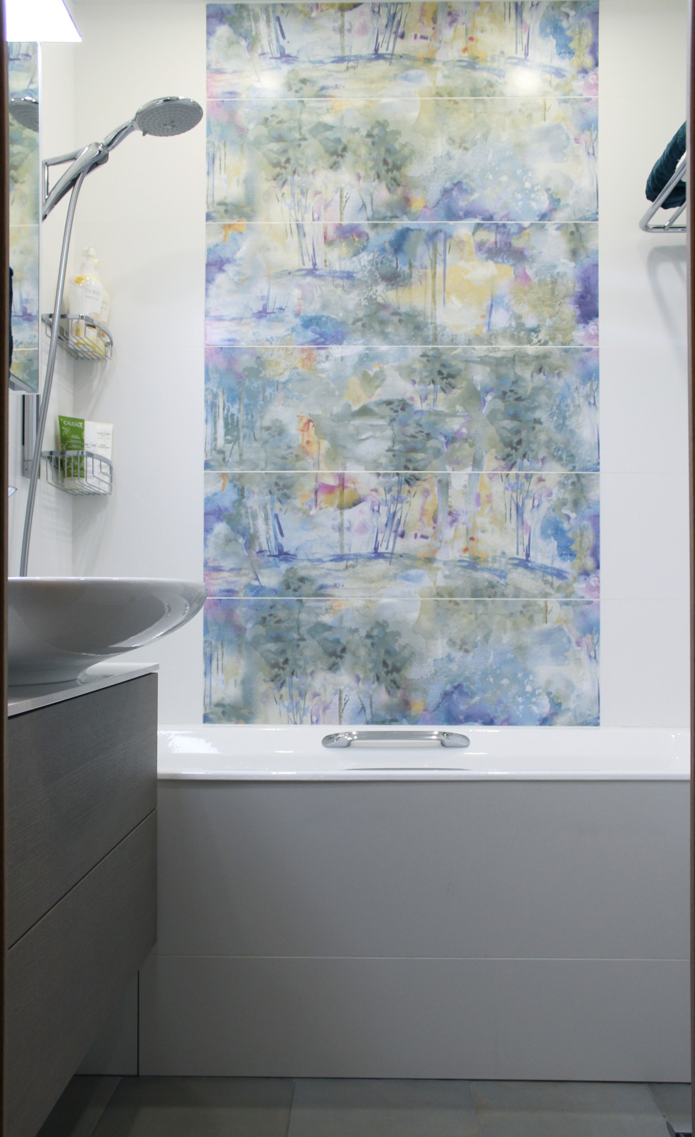 Светлая квартира с цветным настроением