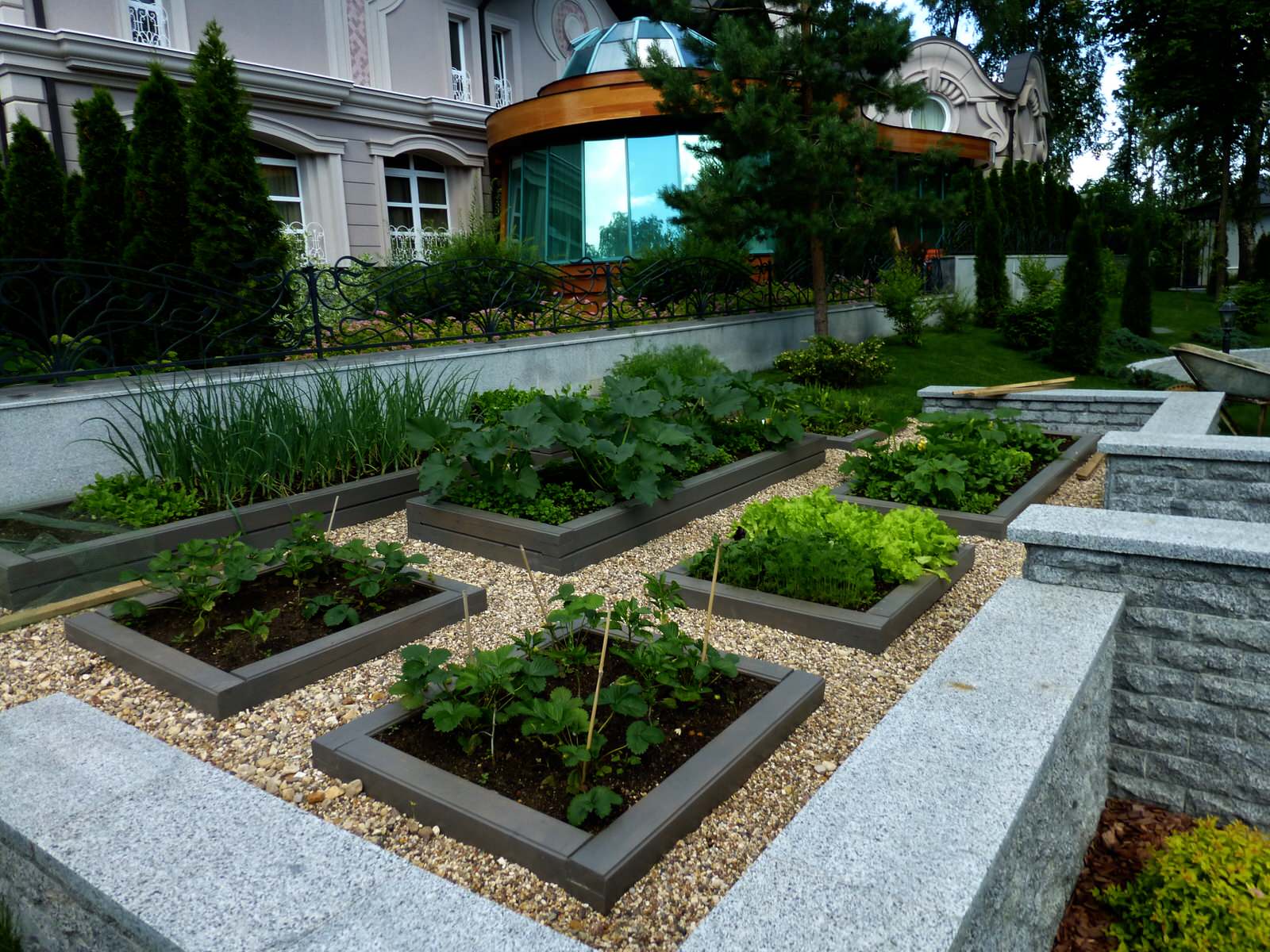 Ангелово. Ландшафтный дизайн..