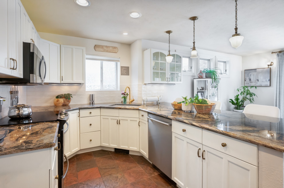 Transitional kitchen photo in Denver