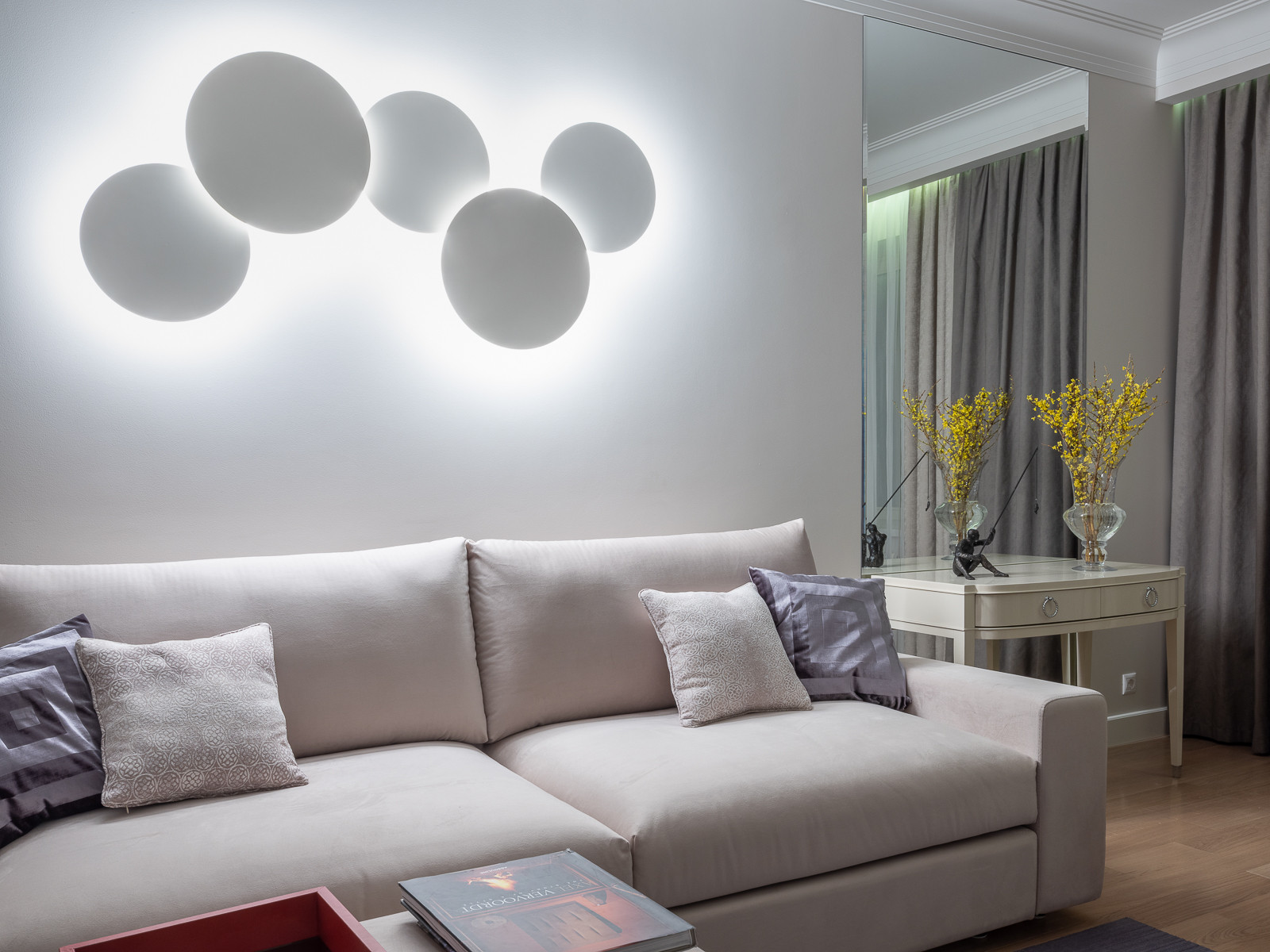 Квартира с камином