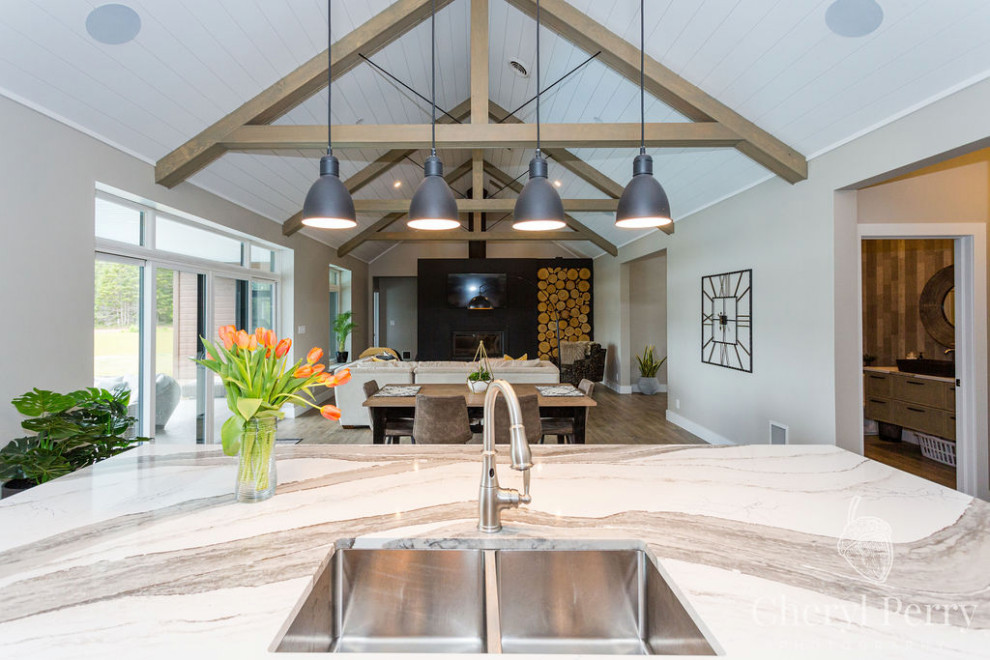 Modern Family Home