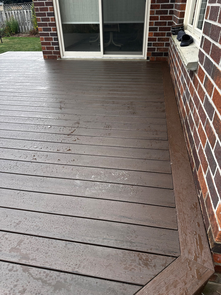 Jennifer Cres - Composite Deck Refinish