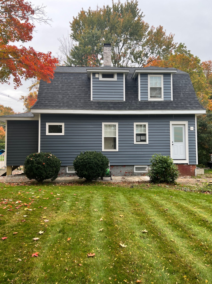 Four season room and vinyl siding