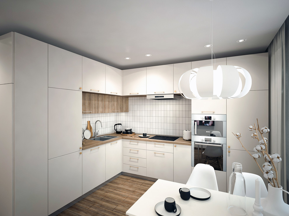 Минималистичная двухкомнатная квартира со светлыми стенами