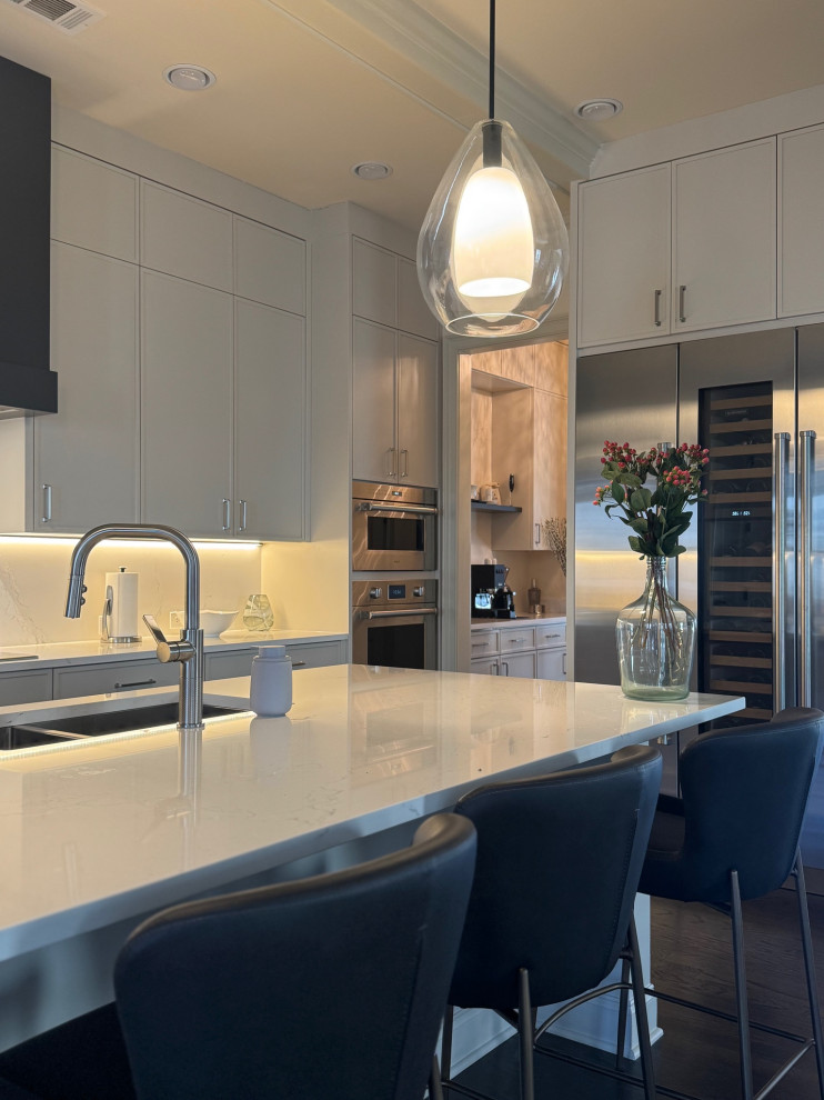 Custom Transitional Kitchen