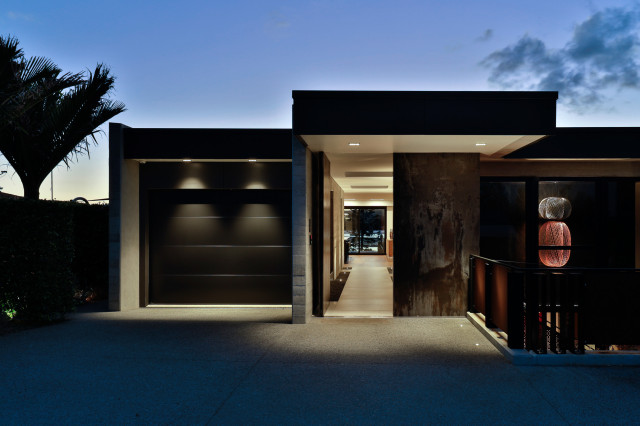 Omaha Beach House trendy-entre