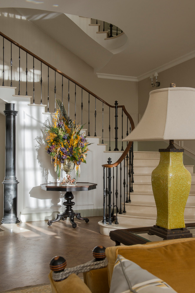 Съемка дома на Новой Риге, 1950 м². Дизайнер Анна Першхайло.