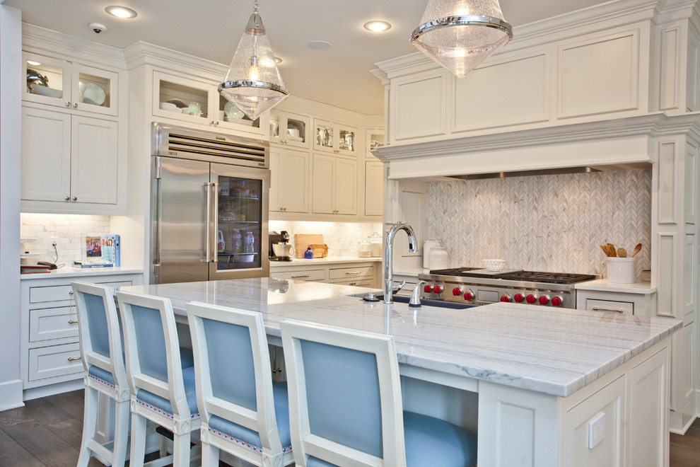Kitchen - transitional kitchen idea