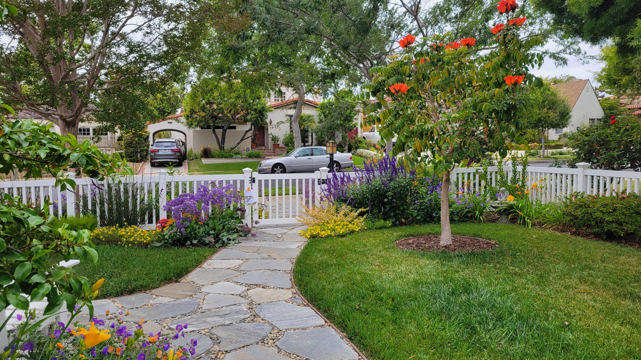 Photo of a landscaping in Los Angeles.