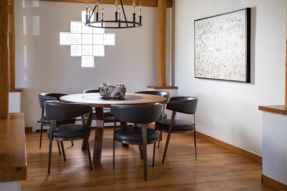 Southwestern Staging with Custom Art