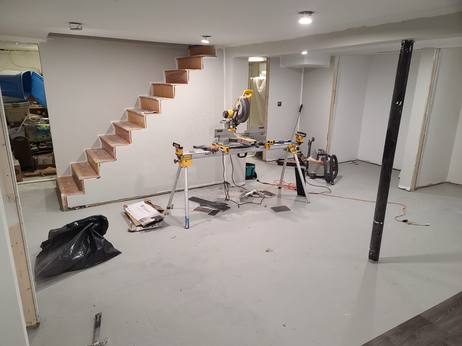 bedroom, Bathroom and basement remodeling