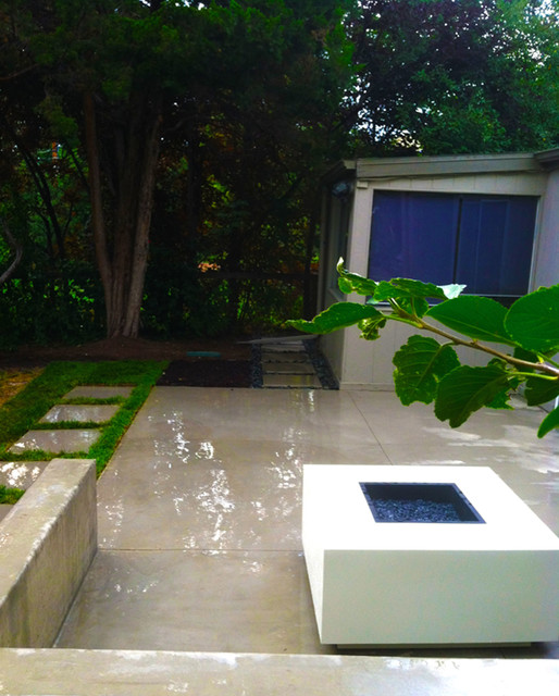 Smooth Finish Concrete Patio With Modern Fire Pit Contemporary Denver By Mile High Landscaping Smooth Finish Concrete Patio With