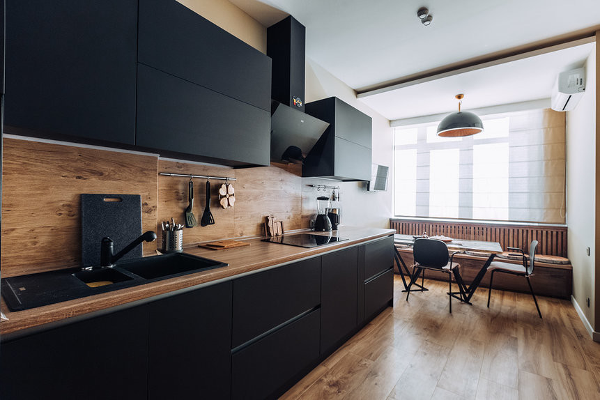 Дерево и бетон