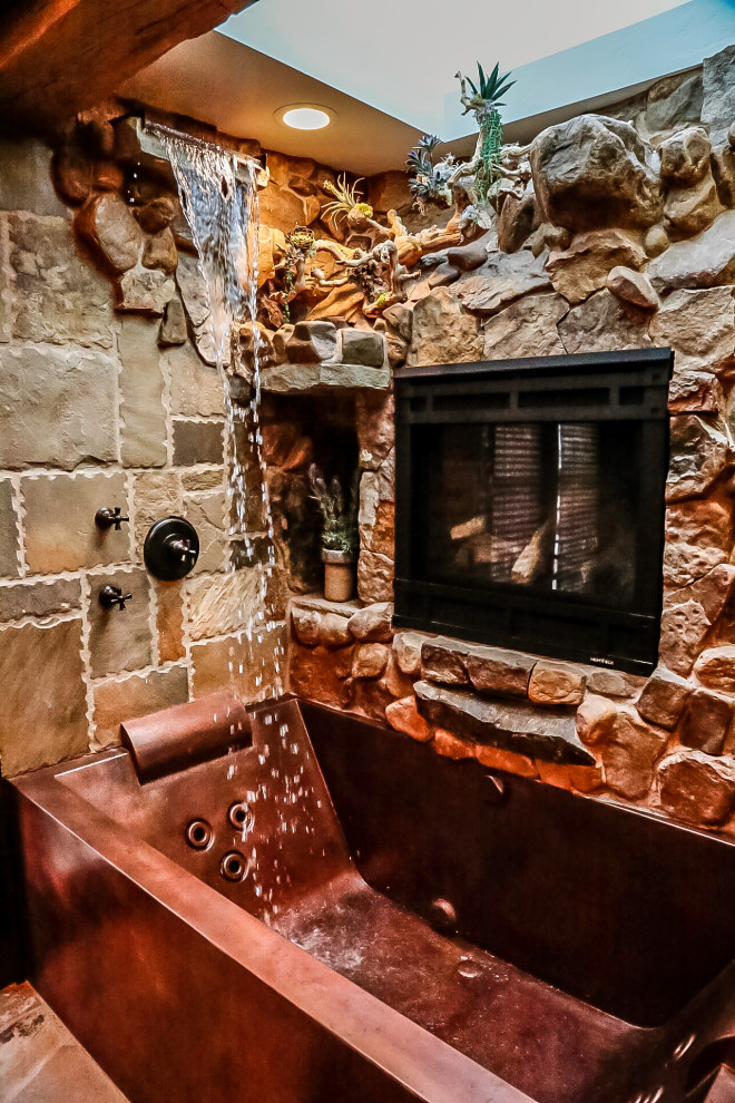 Mountain style bathroom photo in Orange County