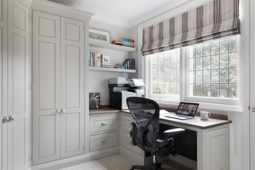 Inspiration for a transitional home office remodel in London