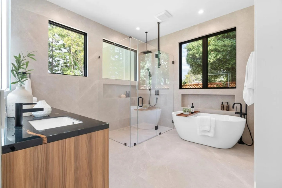 2 masters bathrooms remodel