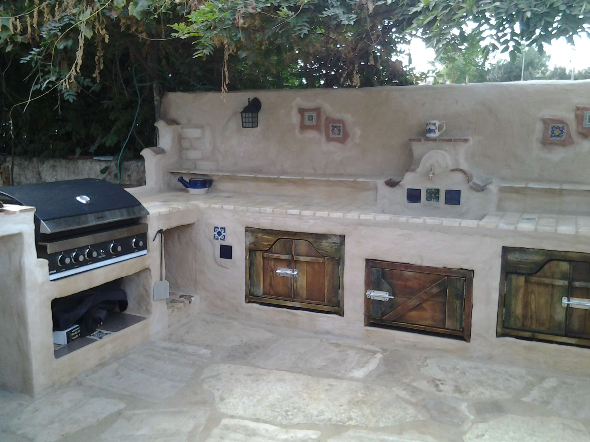Outdoor kitchens