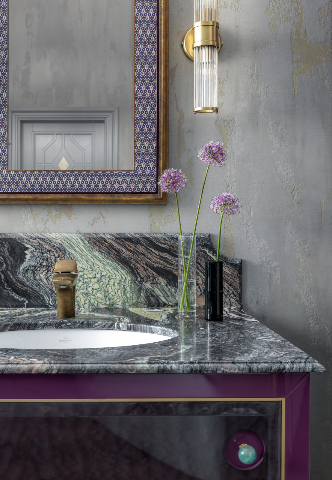 Дом для большой семьи, Графские пруды