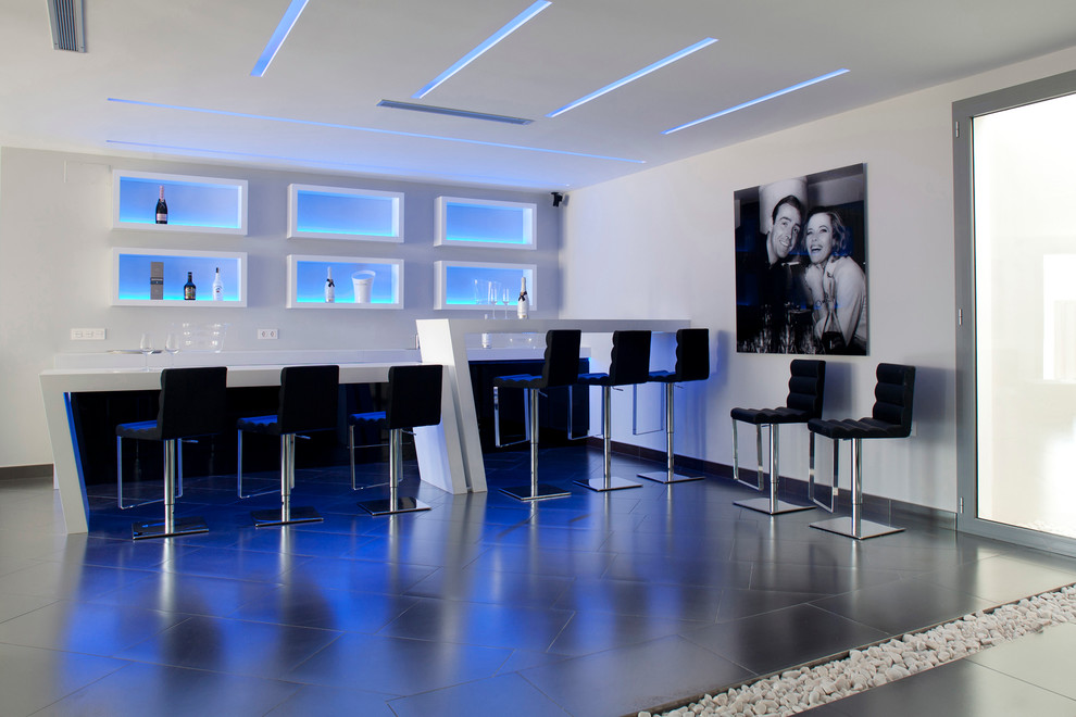 Photo of a modern home bar in Alicante-Costa Blanca.