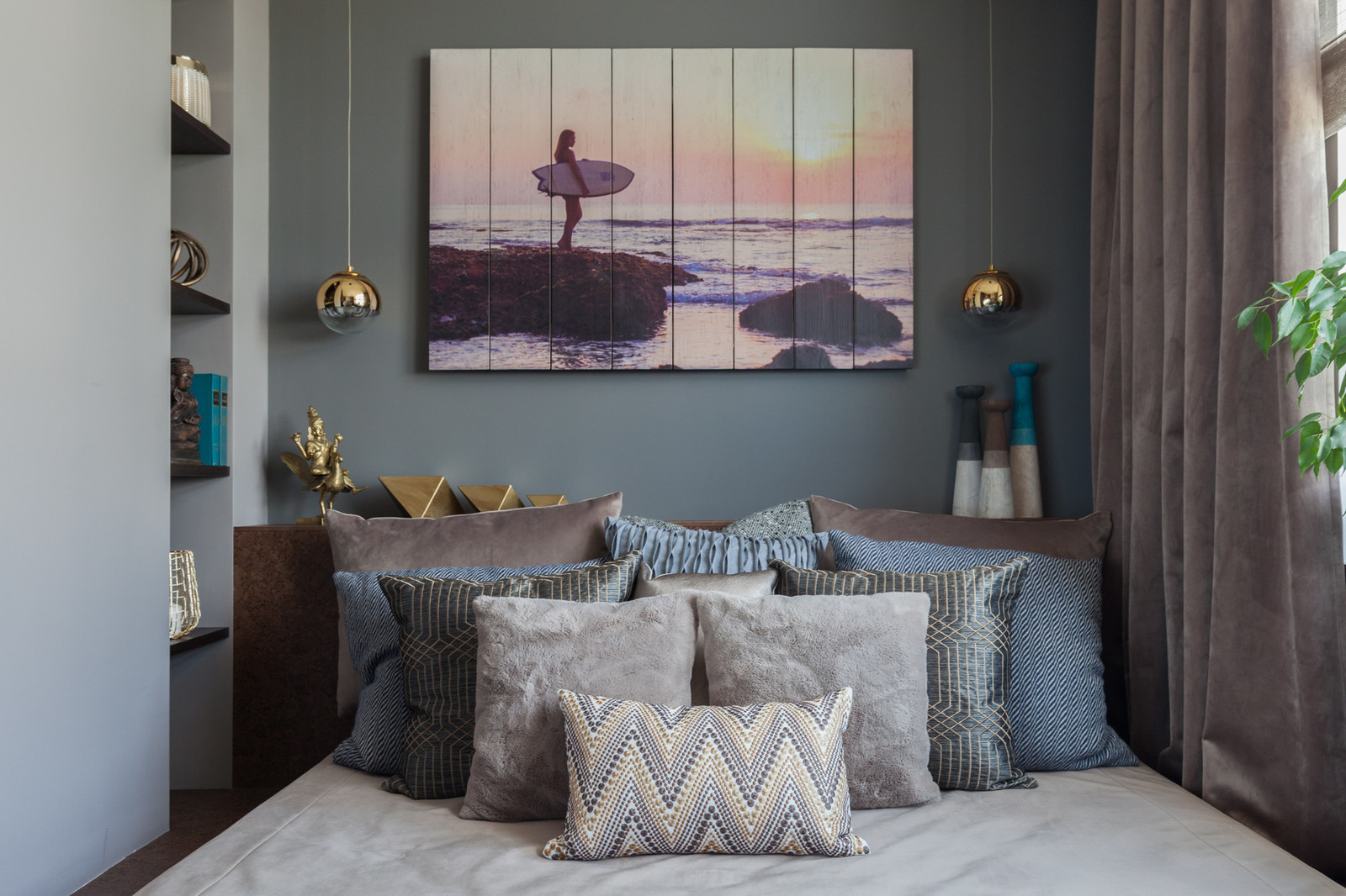 Спальня на подиуме