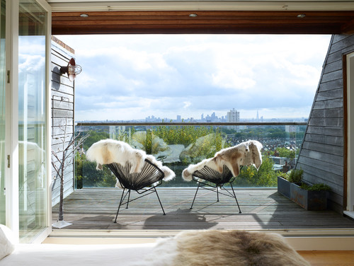 Incorporating a Balcony into Your House Design