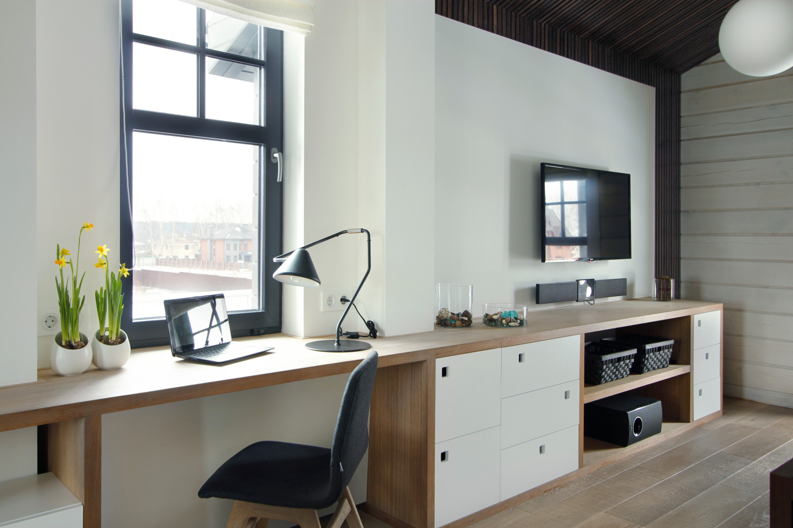 Спальня с прозрачной гардеробной для «Дачного Ответа»