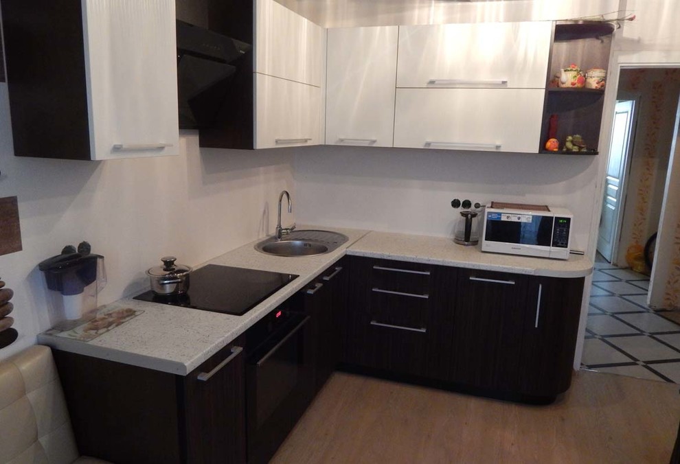 Кухни с фасадами из пластика