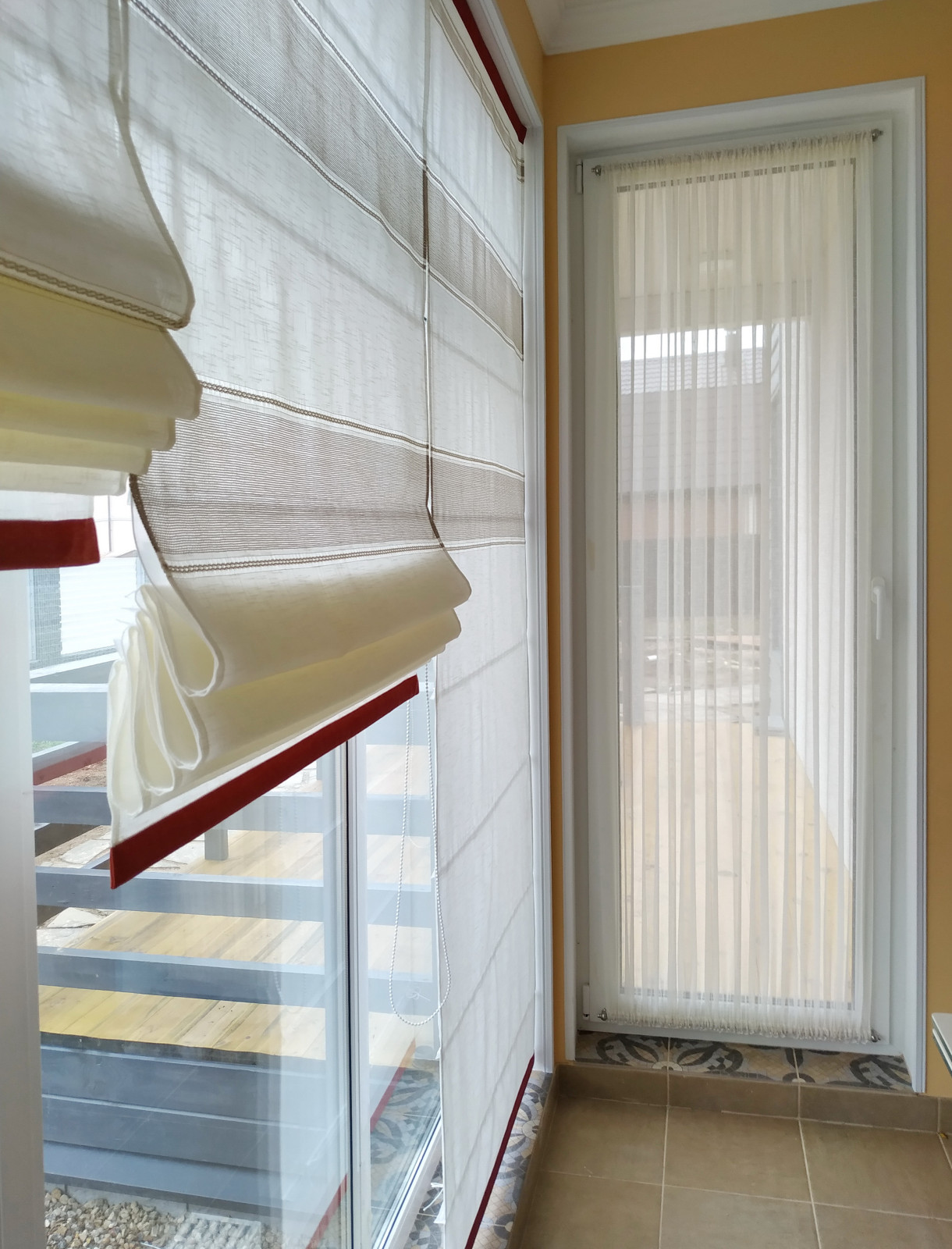 Римские шторы в разных проектах