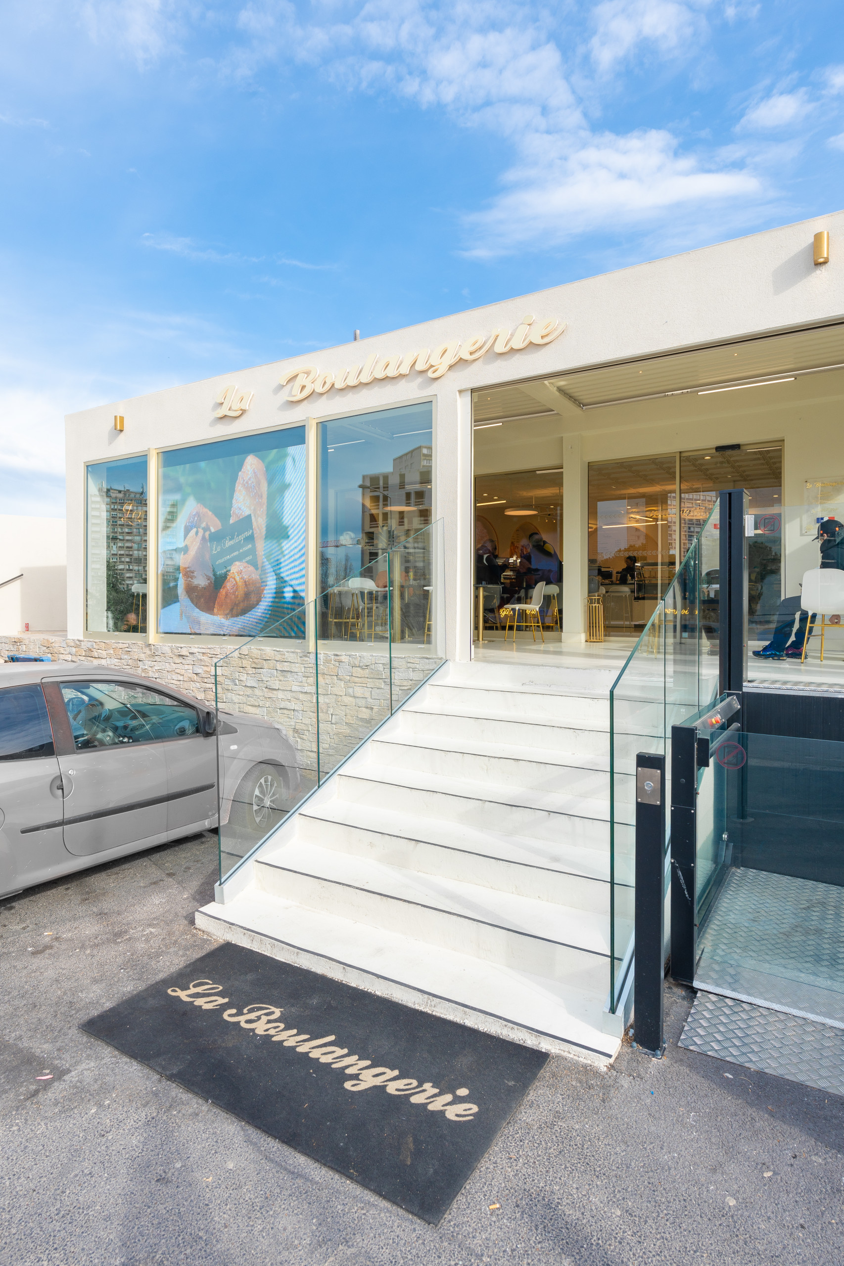 Architecture de Façade & Devanture Commerciale pour une Boulangerie à Marseille
