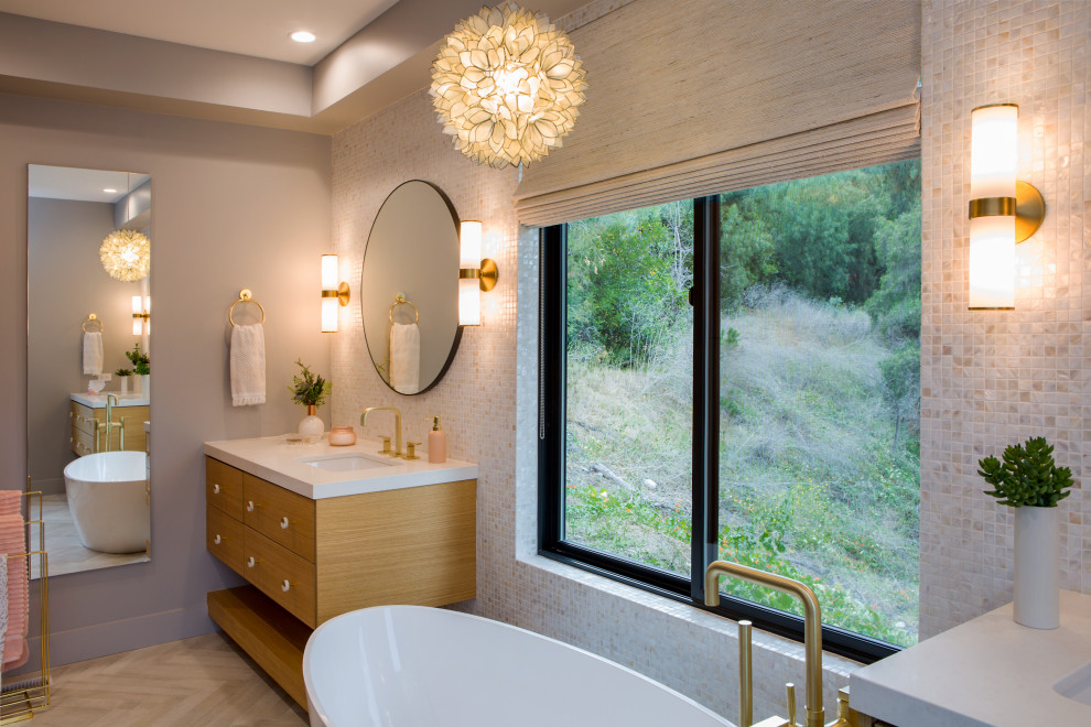 Inspiration for a large country bathroom in Orange County.