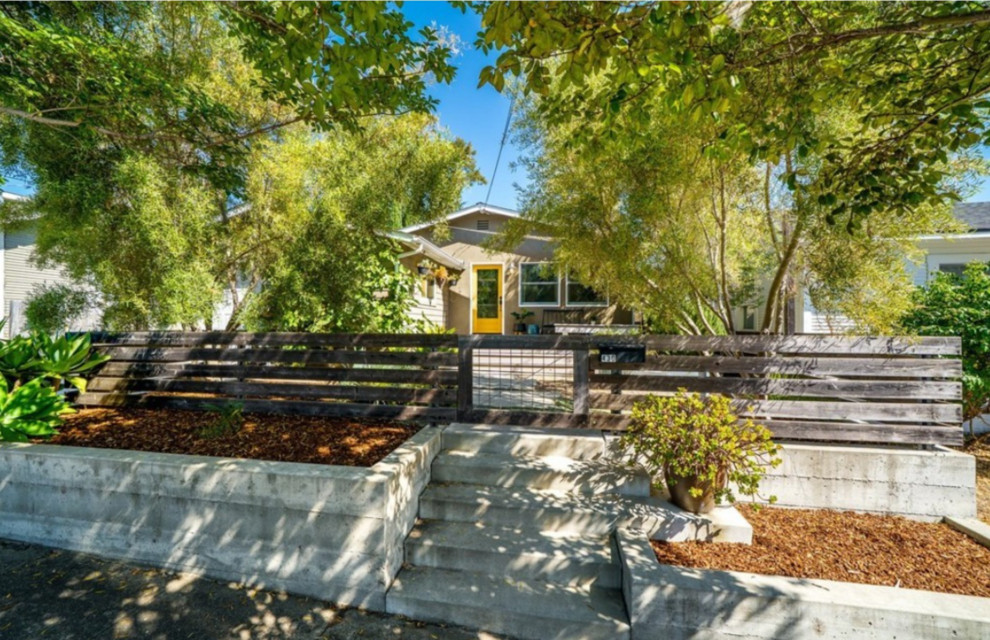 Subdued Modern SLO