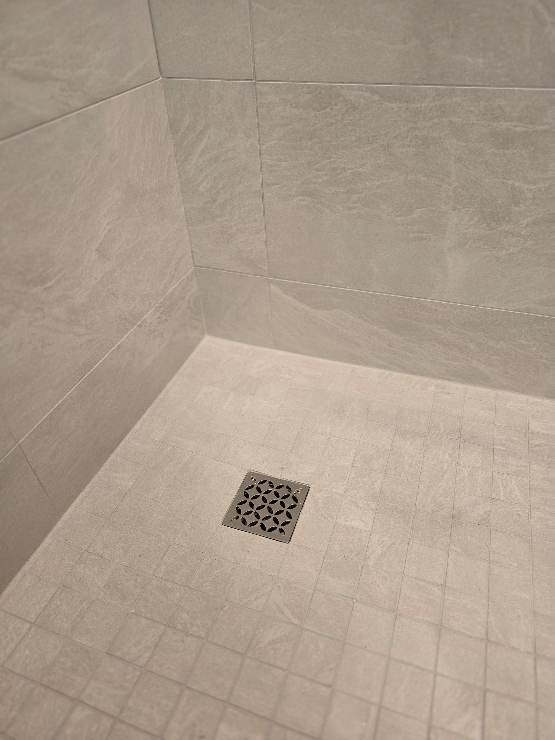 Upstair's Guest Bath