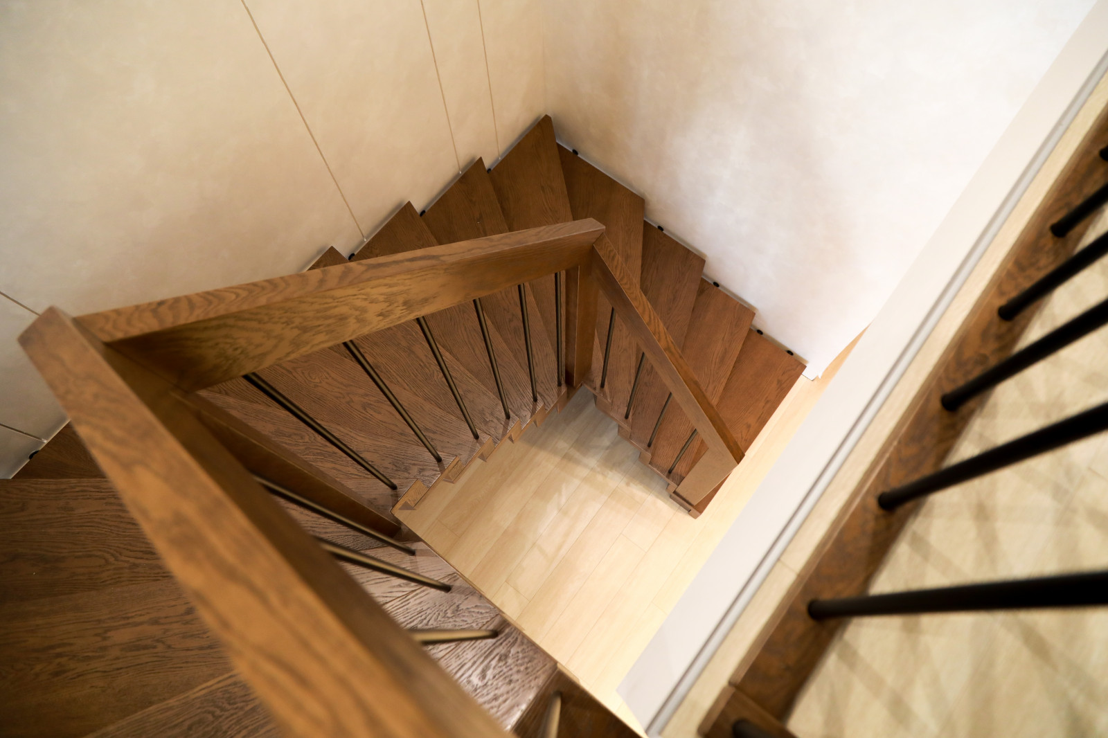 Лестница в квартире на Ярмарочной