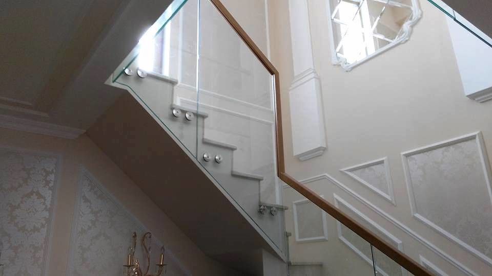 Самонесущие ограждения из стекла Маршаг