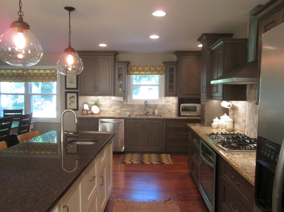 Eat-in kitchen - mid-sized transitional medium tone wood floor eat-in kitchen idea in Cincinnati with an undermount sink, beaded inset cabinets, gray cabinets, granite countertops, gray backsplash, ceramic backsplash, stainless steel appliances and an island