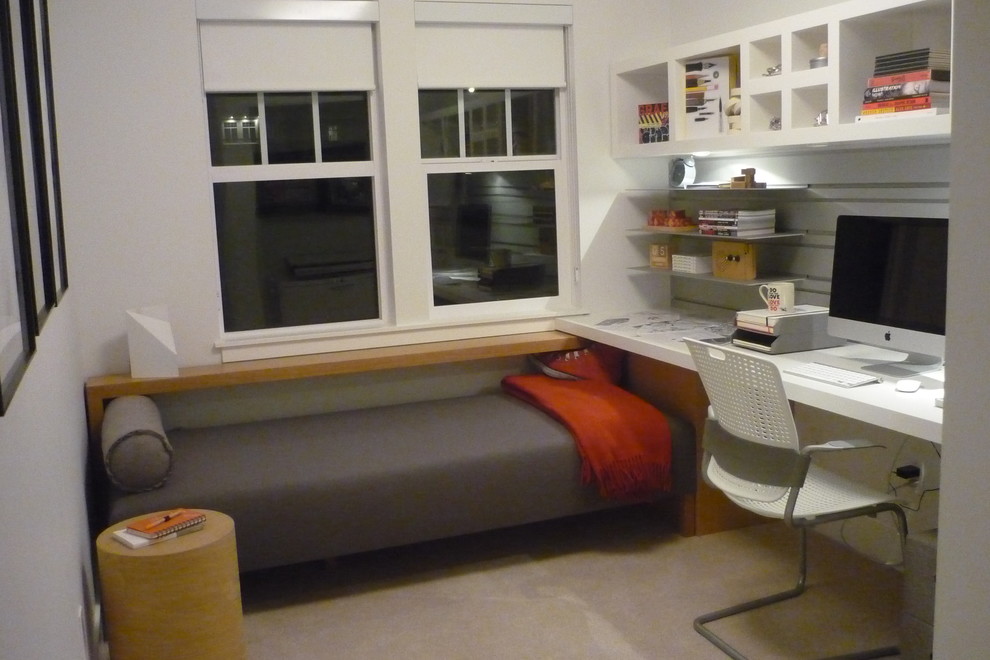 This is an example of a modern kids' room in Vancouver.
