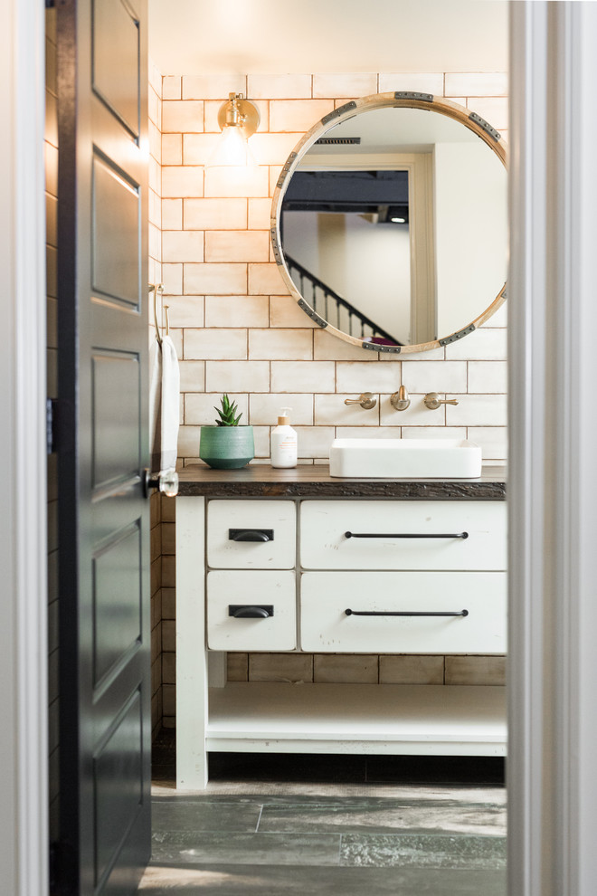 Bathroom - rustic bathroom idea in Cedar Rapids