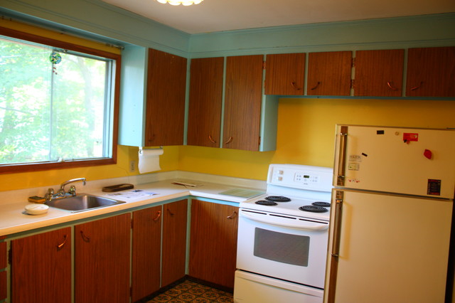 Outdated Kitchen 