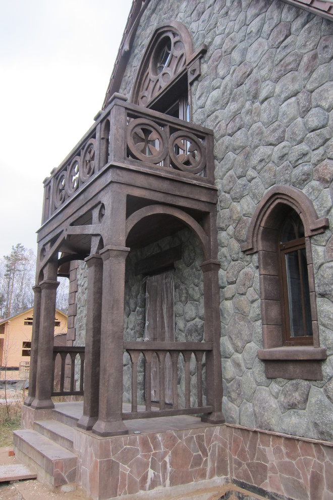 Готический дом