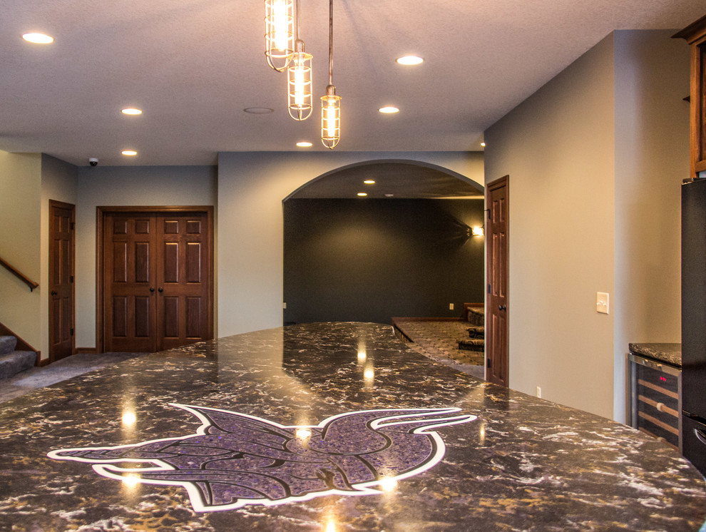 Example of a transitional basement design in Minneapolis