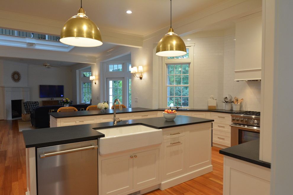 Transitional kitchen photo in Baltimore