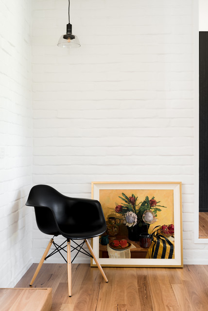 Mountview midcentury-living-room