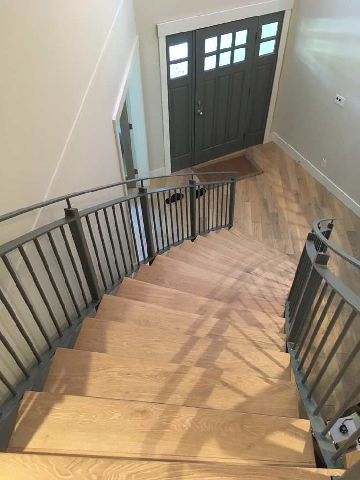 Staircase - modern staircase idea in Vancouver