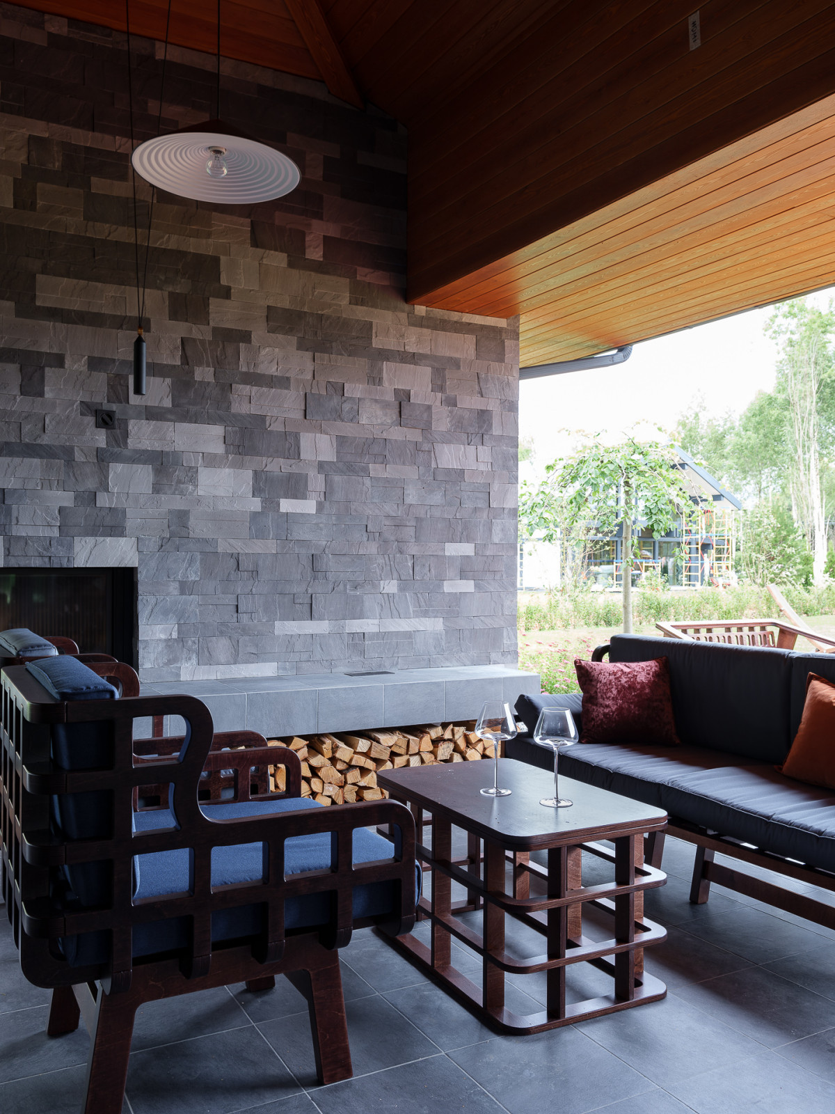 Дом в камне "Мокко"